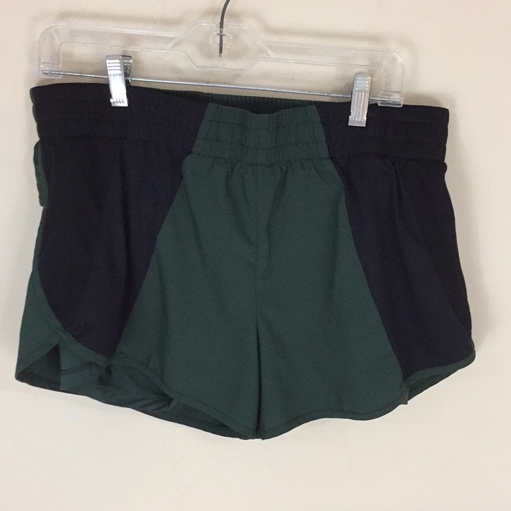 Avia Running Shorts with inner Shorts Size Large 12/14